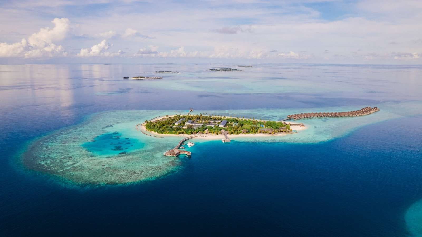 Hurawalhi Island Resort