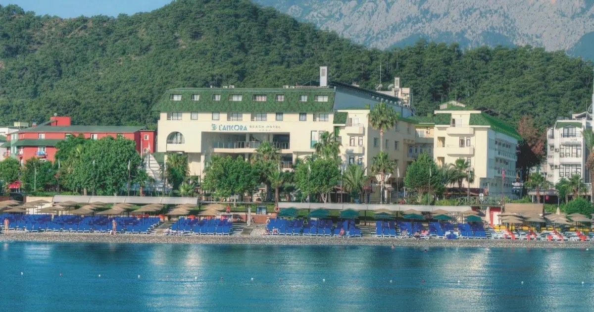 Lancora Beach Hotel