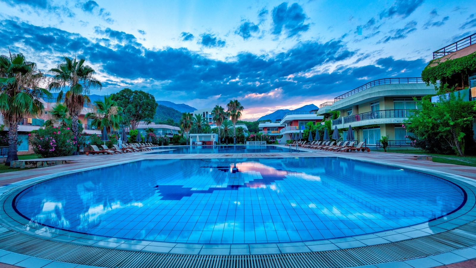 Simena Holiday Village