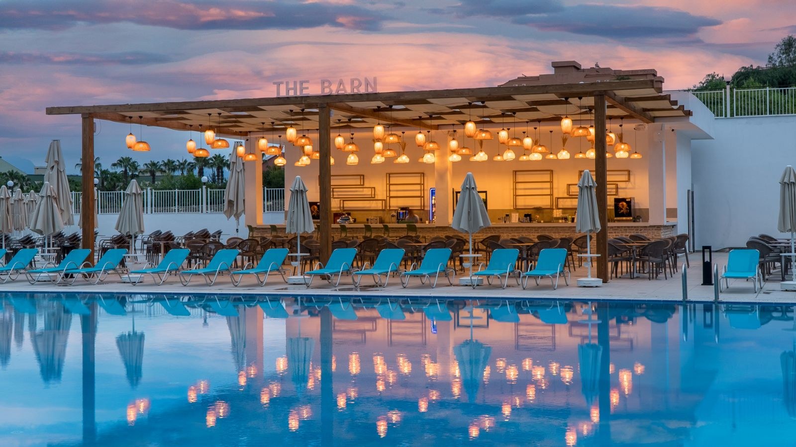 Arcanus Hotels Trendline Side