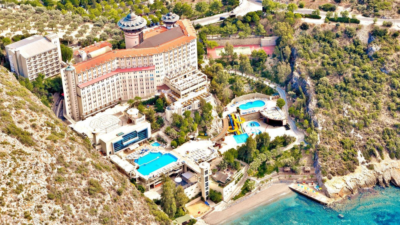 Ladonia Hotels Adakule