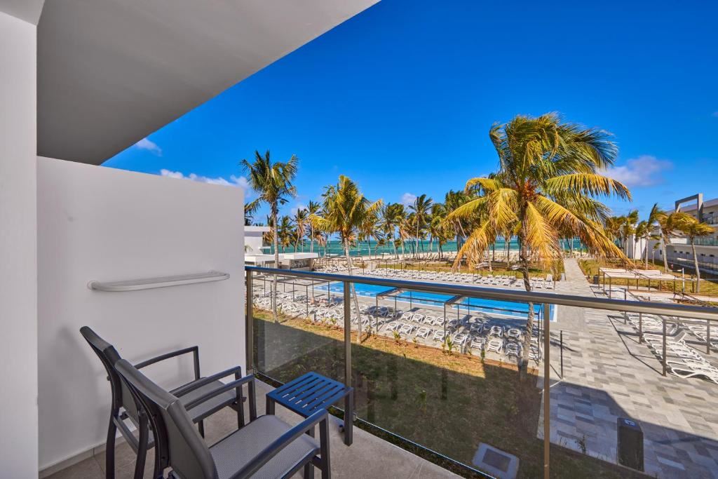 RIU Turquoise