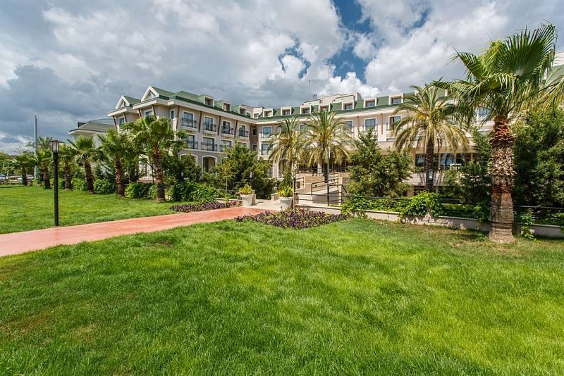 Lucida Beach Hotel, фото 3