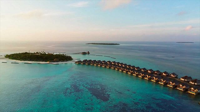 Emerald Faarufushi Resort & Spa