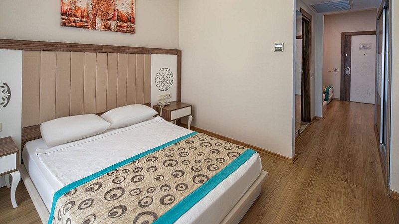 Holiday Park Resort, фото 6
