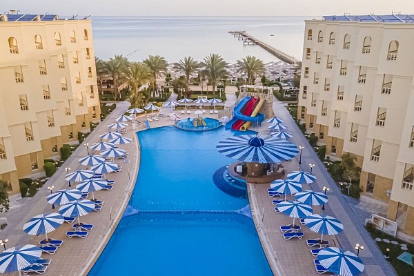 Amc Royal Hotel