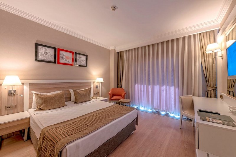 Port River Hotel & Spa, фото 2
