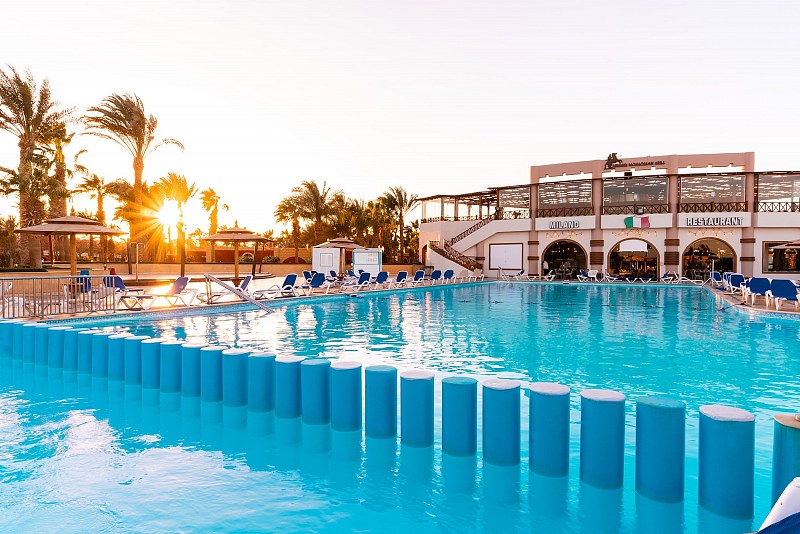 Aladdin Beach Resort, фото 2