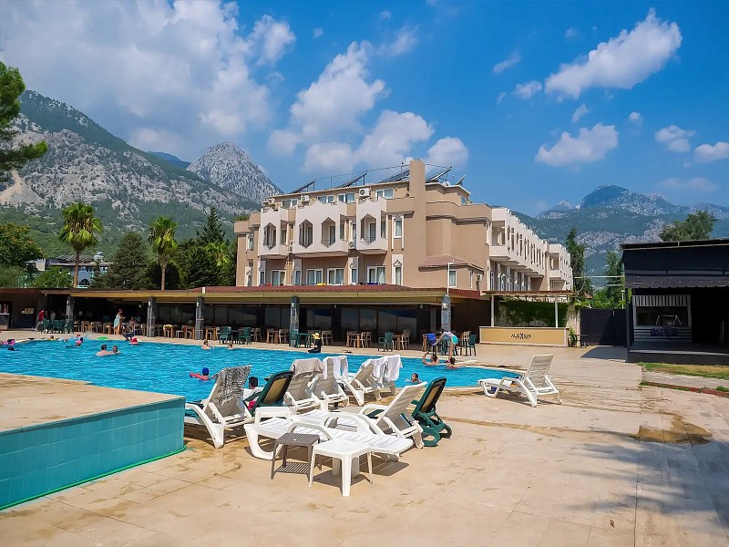 Alexius Beach Hotel, фото 6