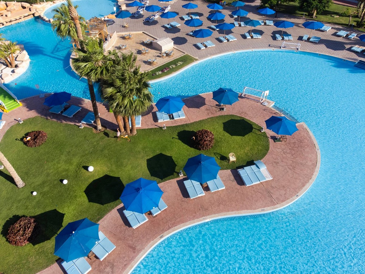 Amwaj Oyoun Resort & Casino