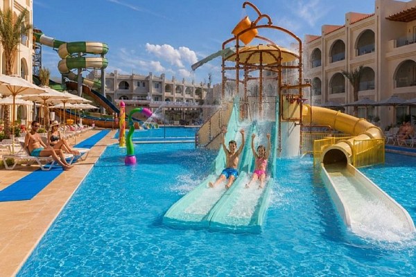 Charmillion Club Aqua Park