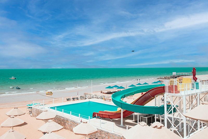 BM Beach Hotel, фото 4