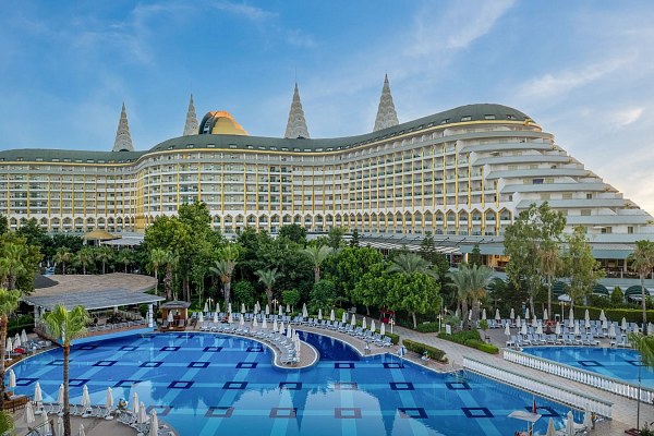 Delphin Imperial