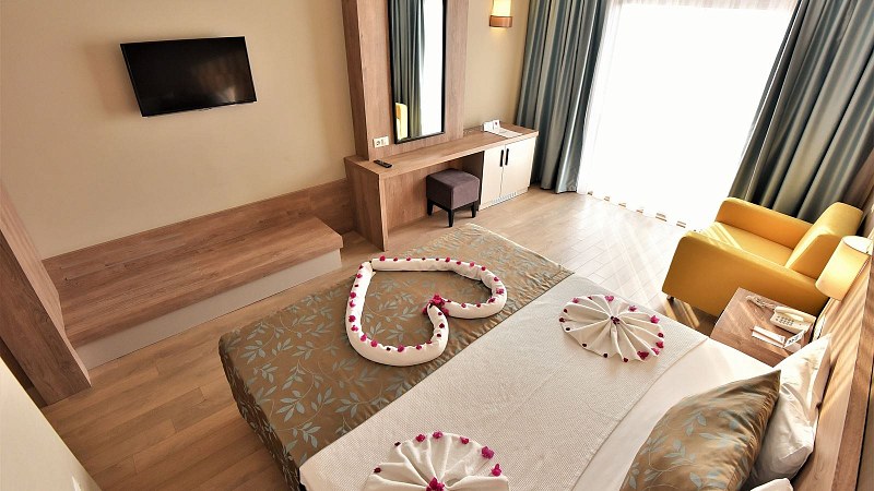 Lucida Beach Hotel, фото 5