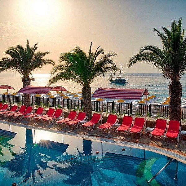 Pirate’s Beach Club, фото 1