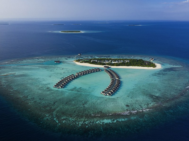 Kuredhivaru Resort & Spa, фото 1
