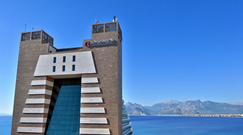 Ramada Plaza by Wyndham Antalya, фото 2