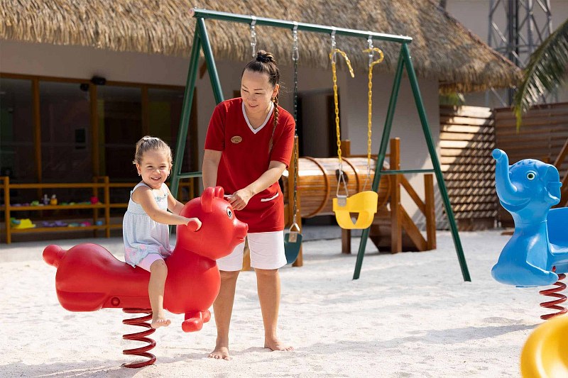 Emerald Faarufushi Resort & Spa, фото 12