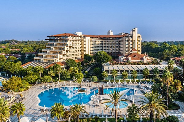 Bellis Deluxe Hotel