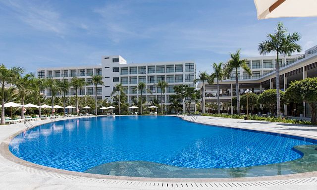 Diamond Bay Hotel
