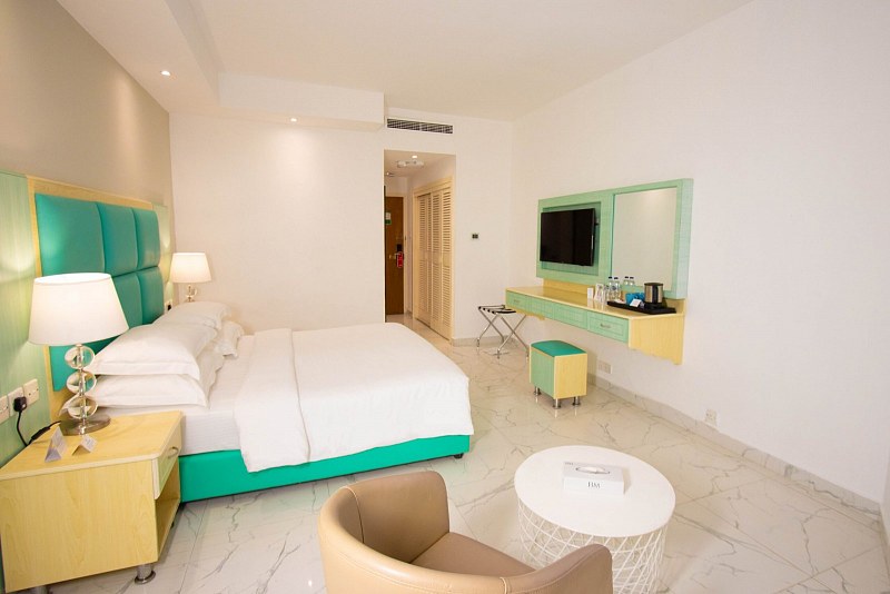 BM Beach Hotel, фото 6