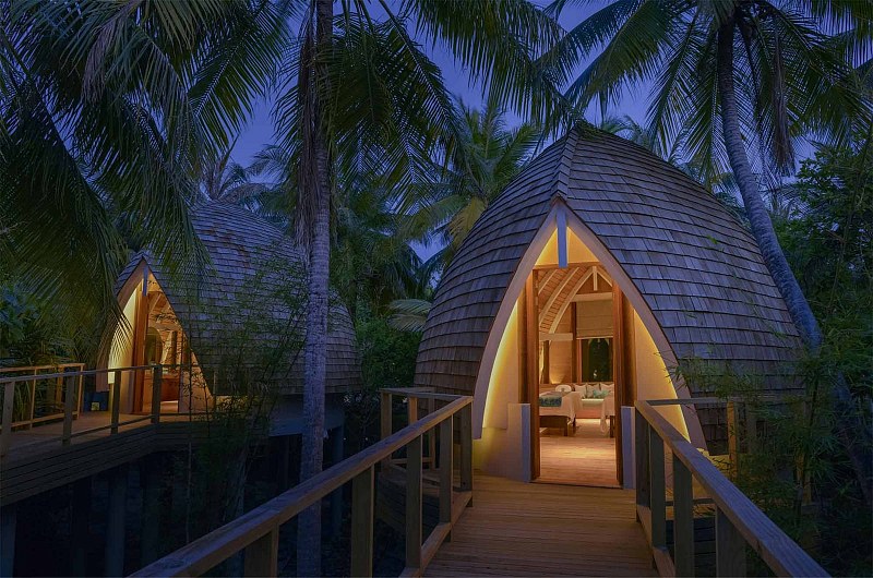 Emerald Faarufushi Resort & Spa, фото 11