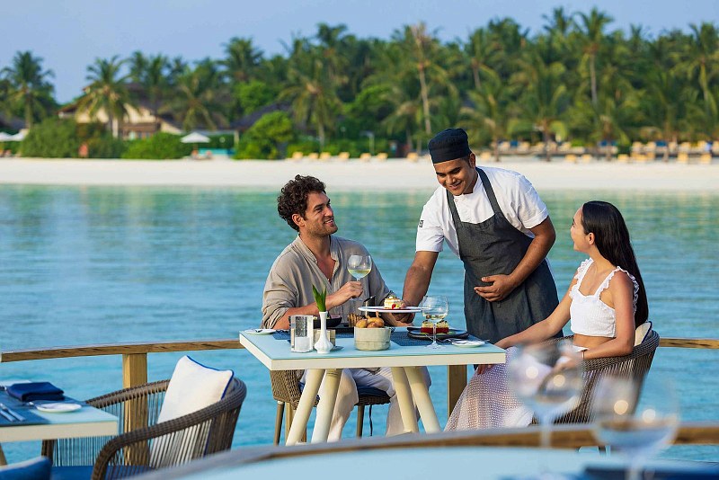 Emerald Faarufushi Resort & Spa, фото 5