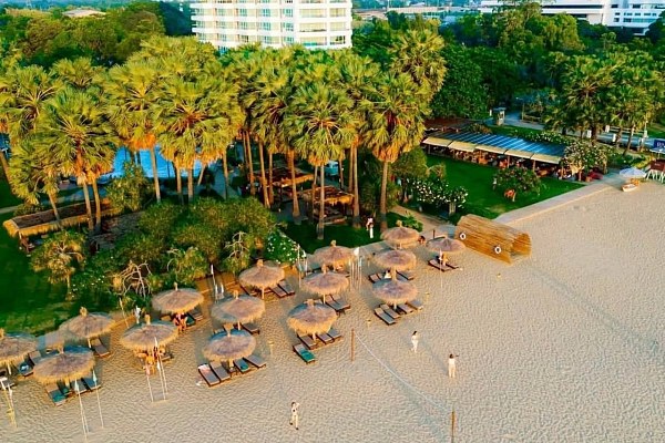 Botany Beach Resort