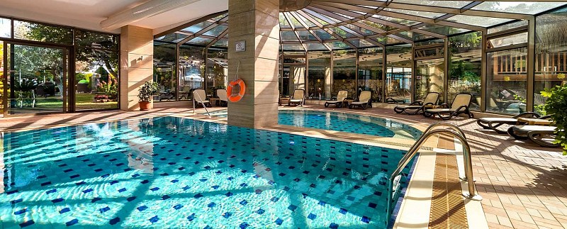 Commodore Elite Suites & Spa, фото 7