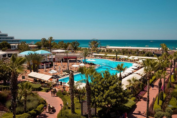 Club Hotel Turan Prince World