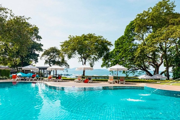 Cosy Beach Hotel