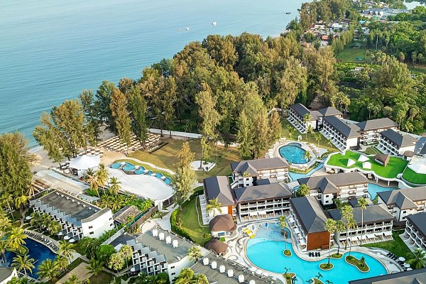 Amora Beach Resort