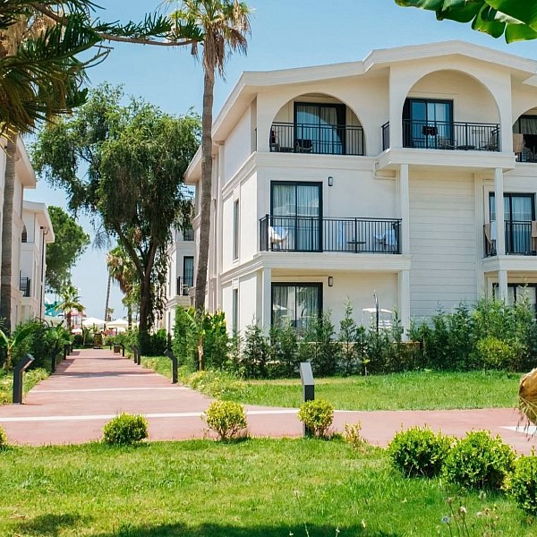La Benata Hotel, фото 1