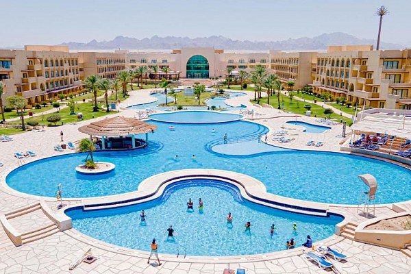 Movenpick Waterpark Resort & Spa Soma Bay