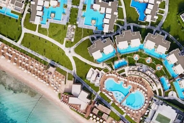 Rixos Premium Magawish Suites & Villas