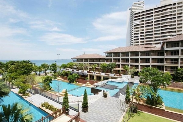Heritage Pattaya Beach Resort