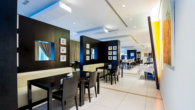 Holiday Inn Express Internet City, фото 7