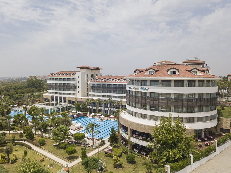 Alba Royal Hotel, фото 1