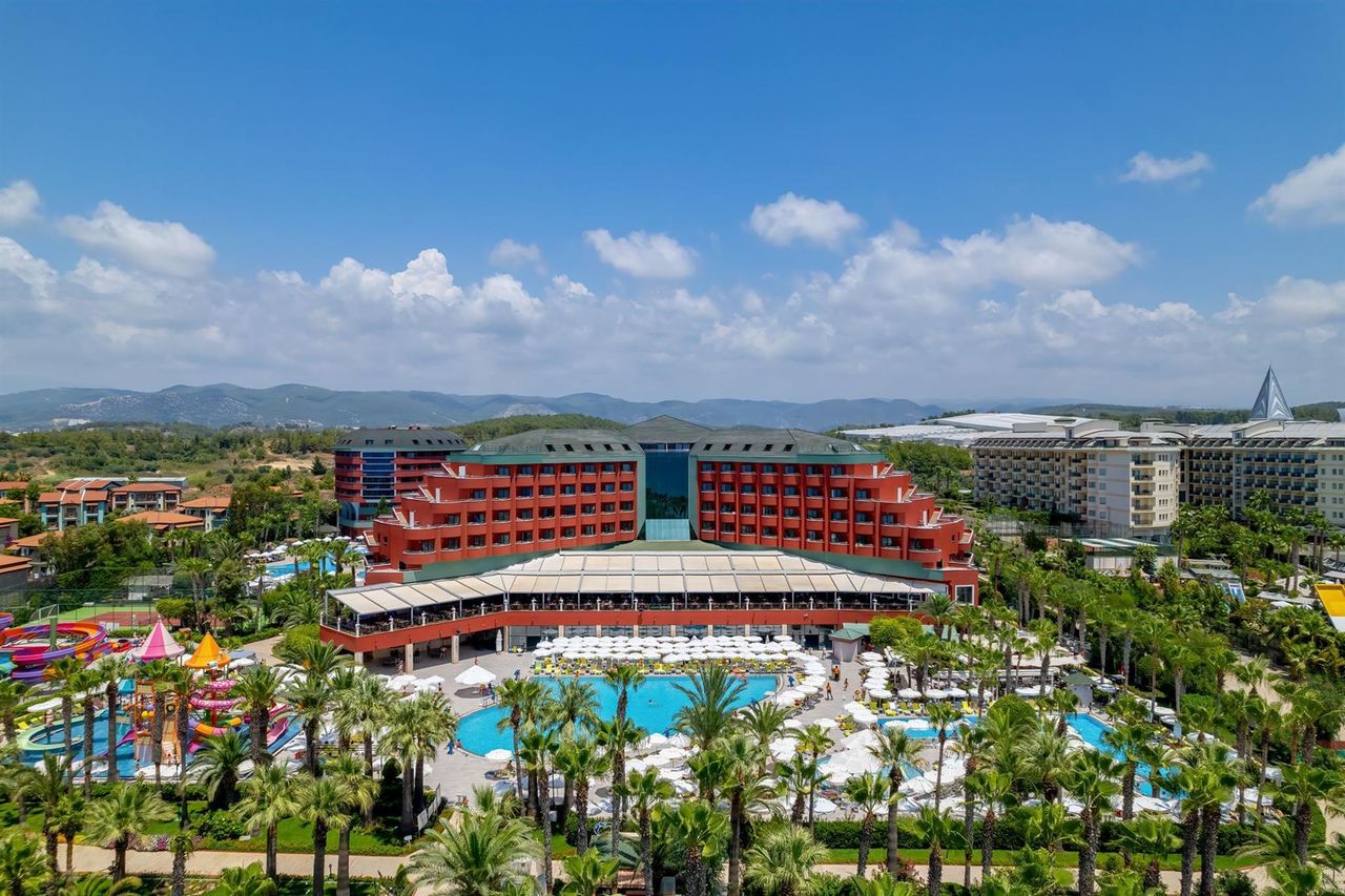 Delphin Deluxe Resort