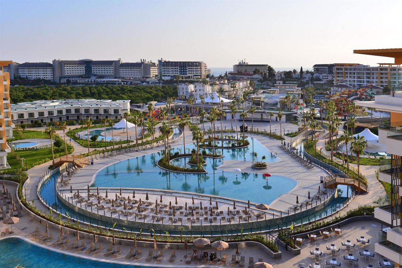 Azura World Hotel (ex. Wyndham Alanya)