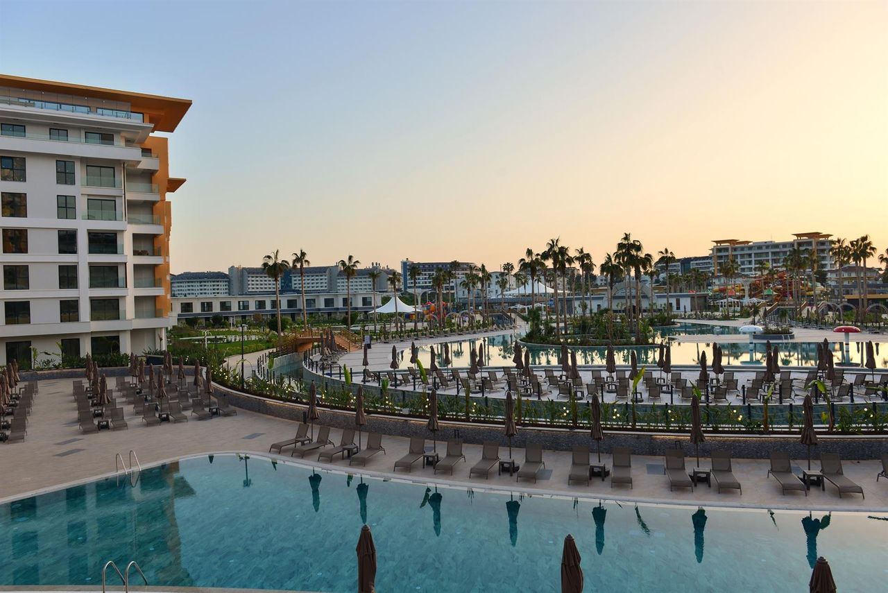 Azura World Hotel (ex. Wyndham Alanya) — фото 3
