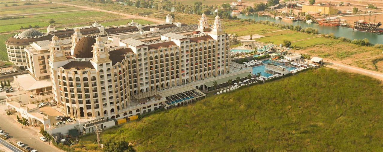 Jadore Deluxe Hotel & Spa