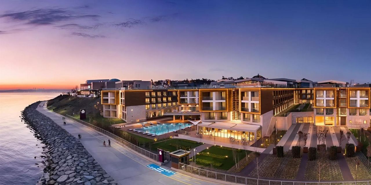 Crowne Plaza Florya