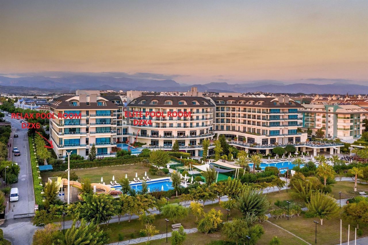 Commodore Elite Suites & Spa Adults Only 18+ — фото 2