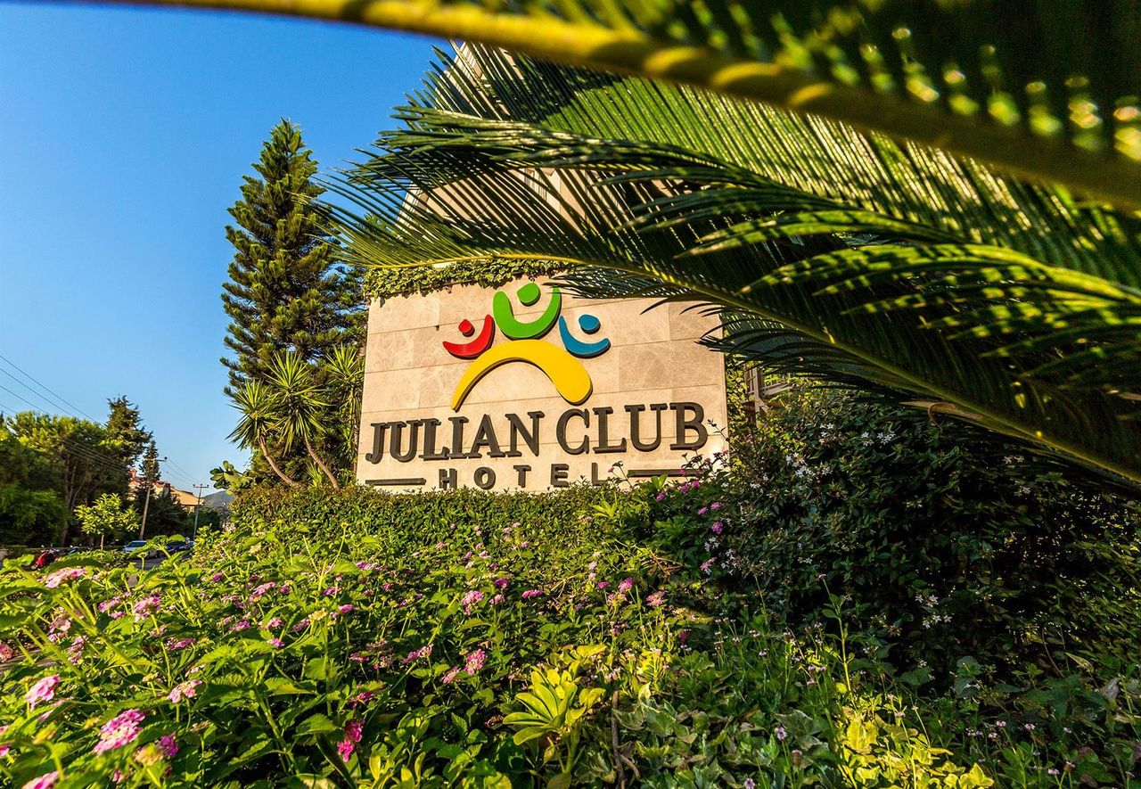 Julian Club