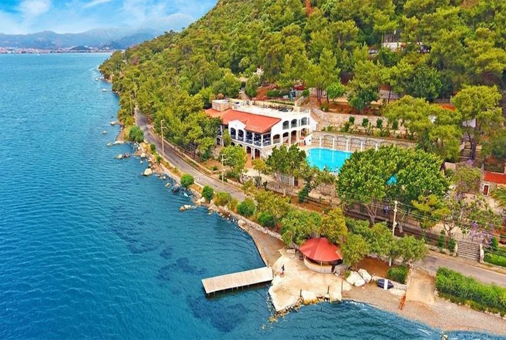 Club Nimara Beach Resort