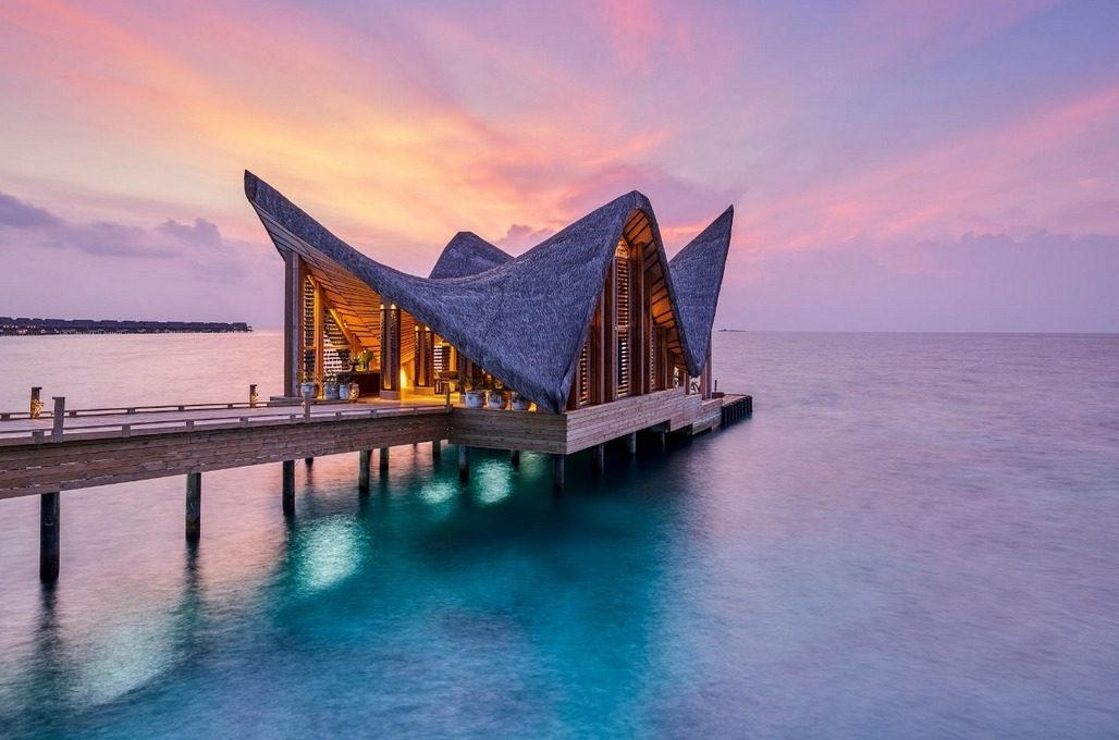 JOALI Maldives: архитектура прибытийного пирса
